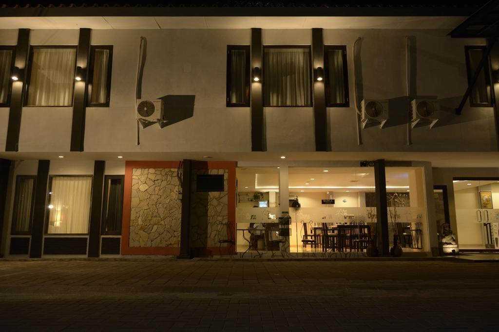 Pakualaman Puri Chorus Boutique Hotel מראה חיצוני תמונה